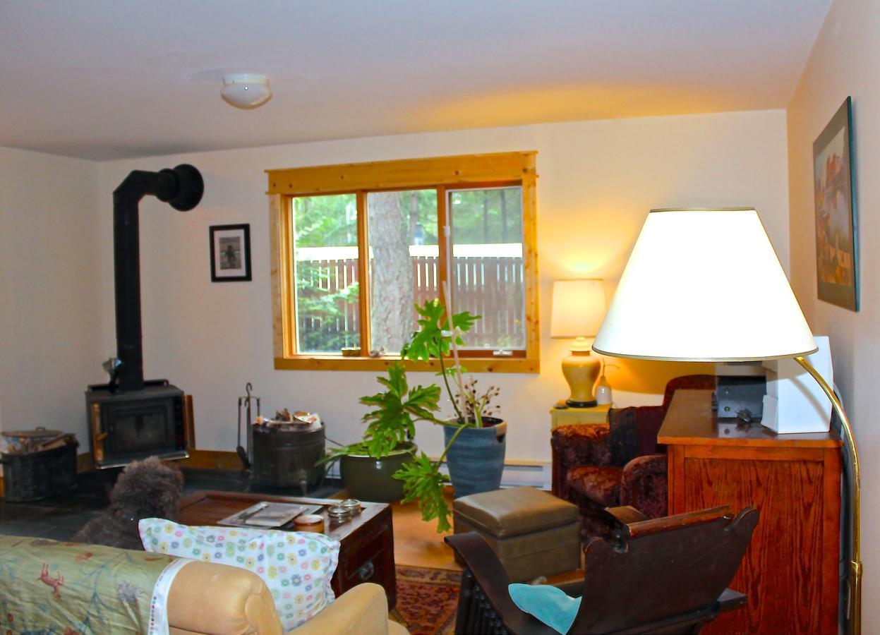 The Perch On Gabriola Bed and Breakfast Exteriör bild
